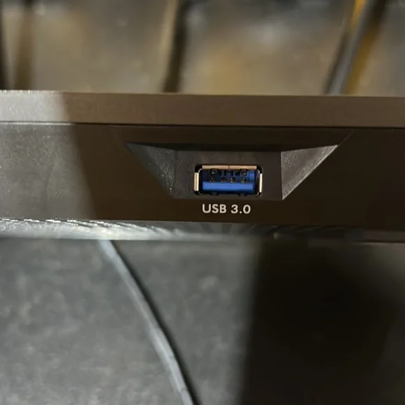 NetGear Nighthawk Wi-Fi Router - Picture 3 of 7